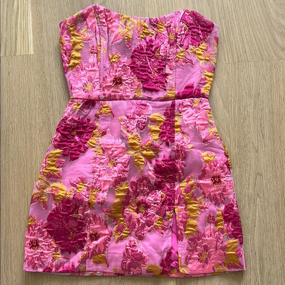Showpo. Strapless Pink Floral Mini Dress - Picture 7 of 9